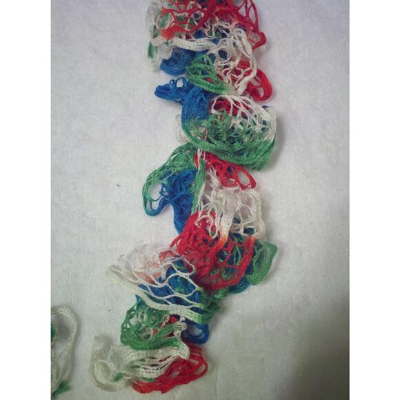 Flirty Frilly Ruffle Scarf, multi color scarf, neck scarf, Crochet Handmade - Picture 4 of 4
